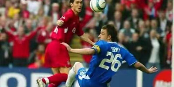 600万镑捡漏！巴萨弃将2次打服穆帅，这“幽灵球”凭啥成经典？